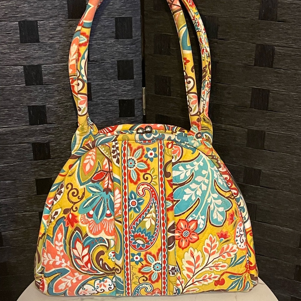 VERA BRADLEY PROVENCAL Eloise Kisslock Purse 9.5 x 12 x 4.5 Preloved - Picture 4 of 16